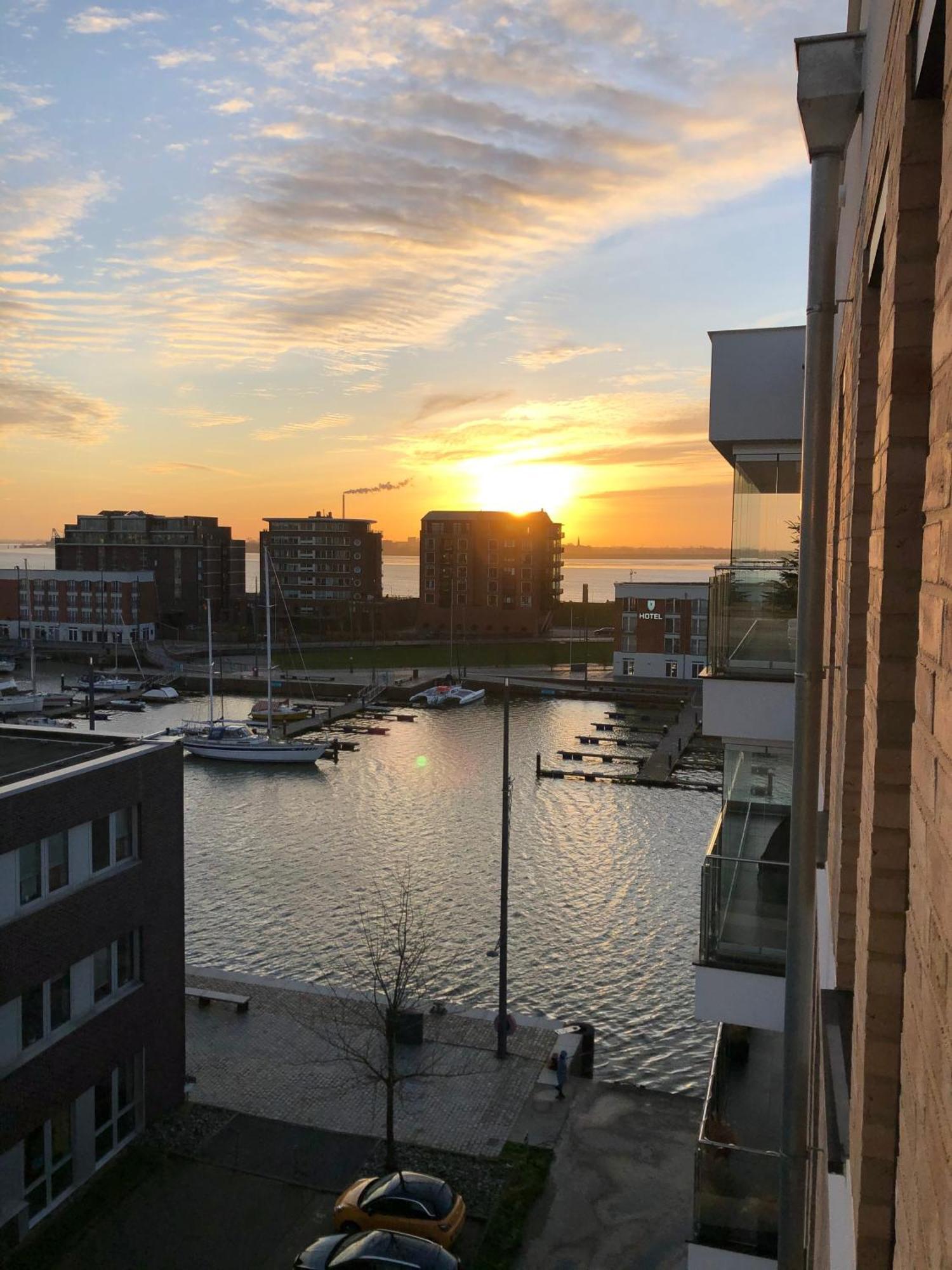 Port Marina "Schlagseite" Apartment Bremerhaven Luaran gambar